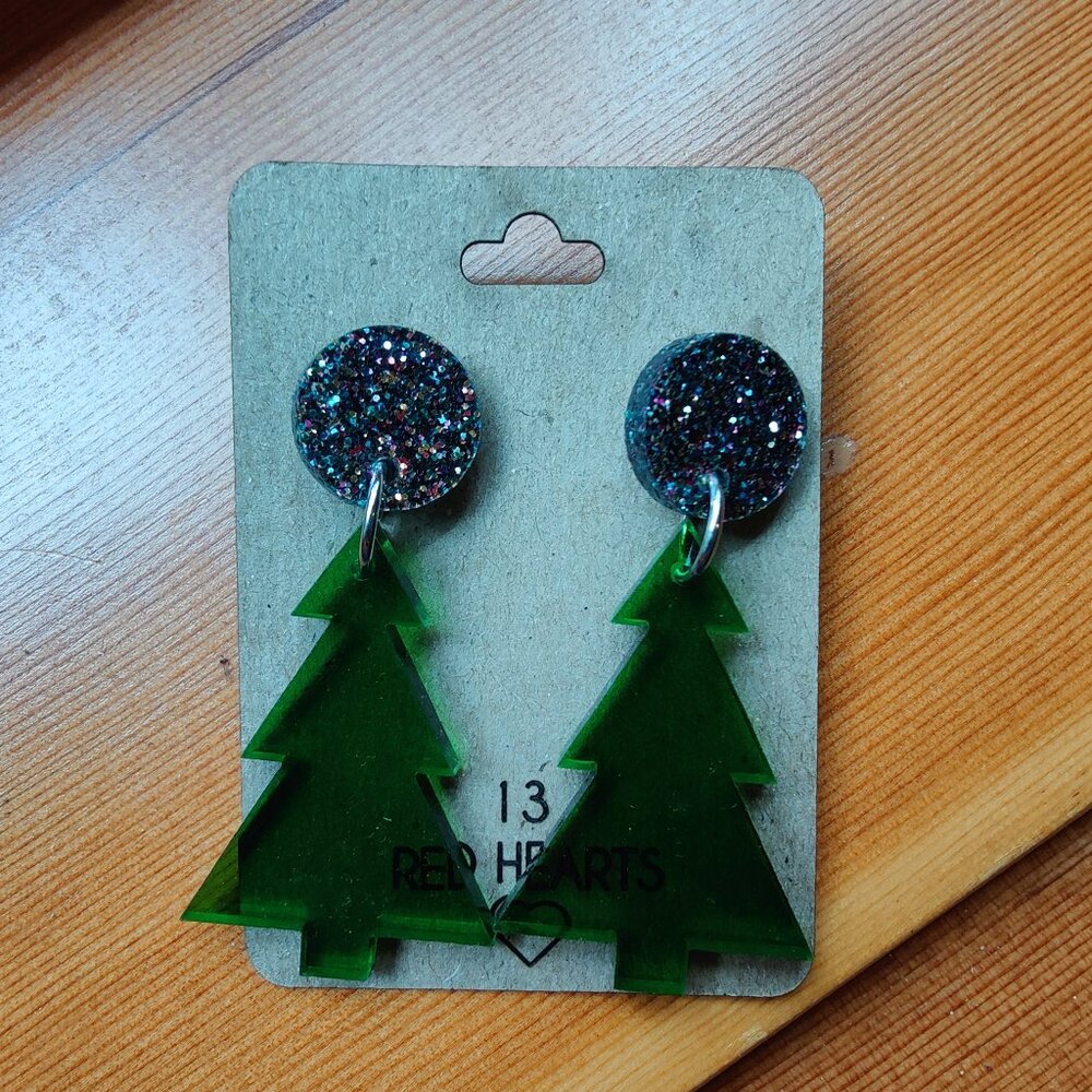 PNW Tree Earrings with Glitter!